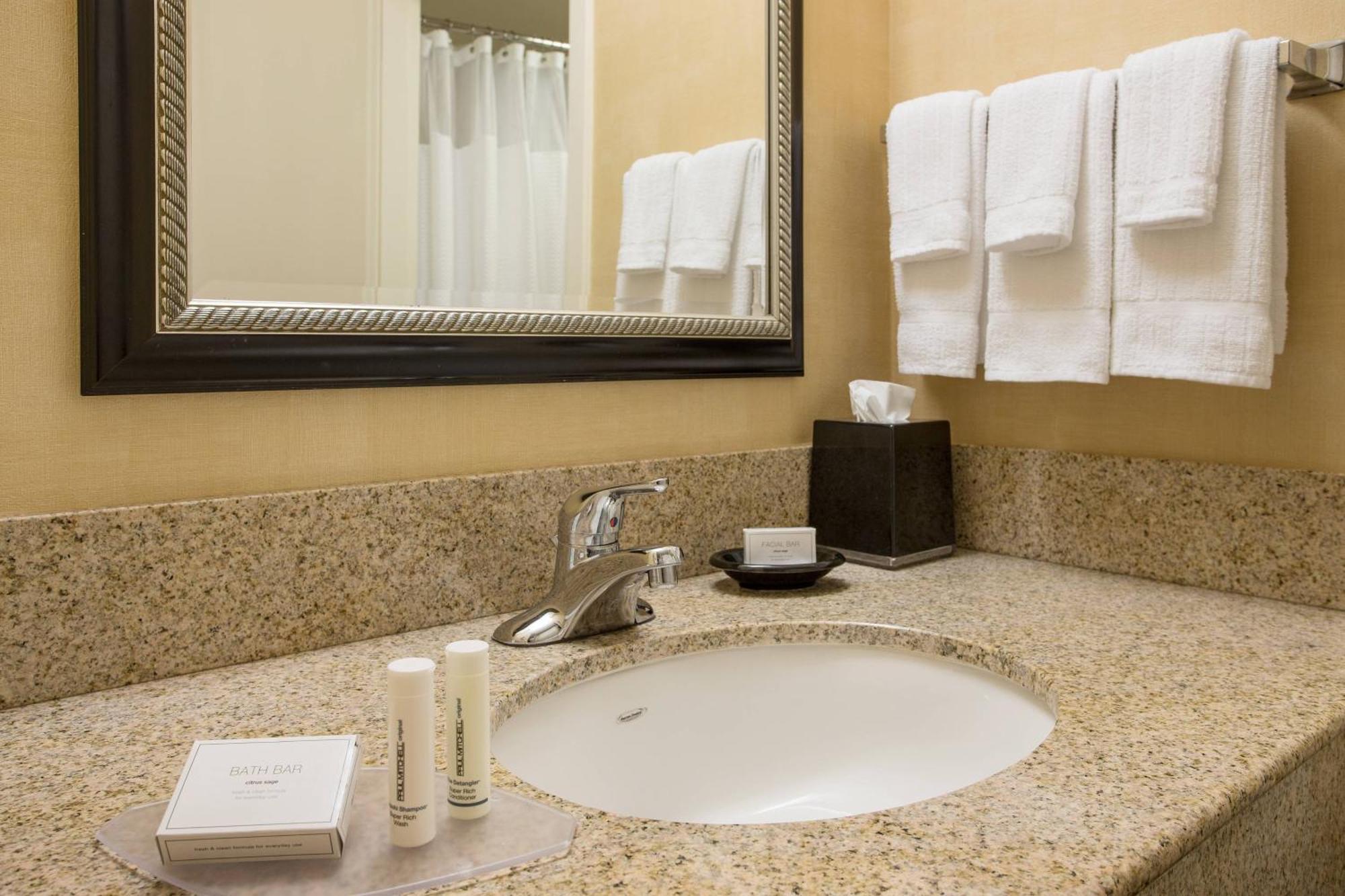 Courtyard Costa Mesa South Coast Metro Hotel Santa Ana Bagian luar foto