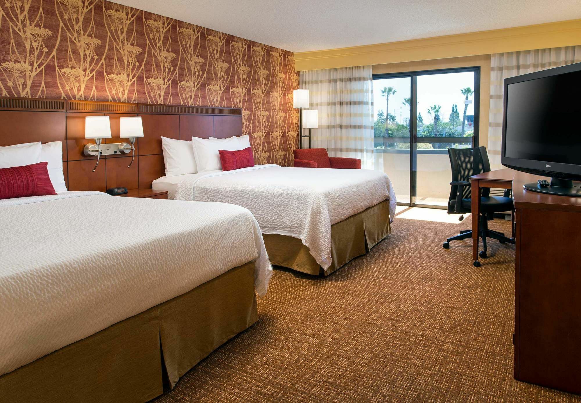 Courtyard Costa Mesa South Coast Metro Hotel Santa Ana Bagian luar foto